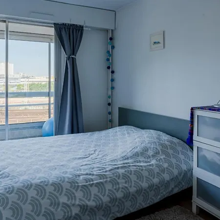 Charming Near La Villette Apartment